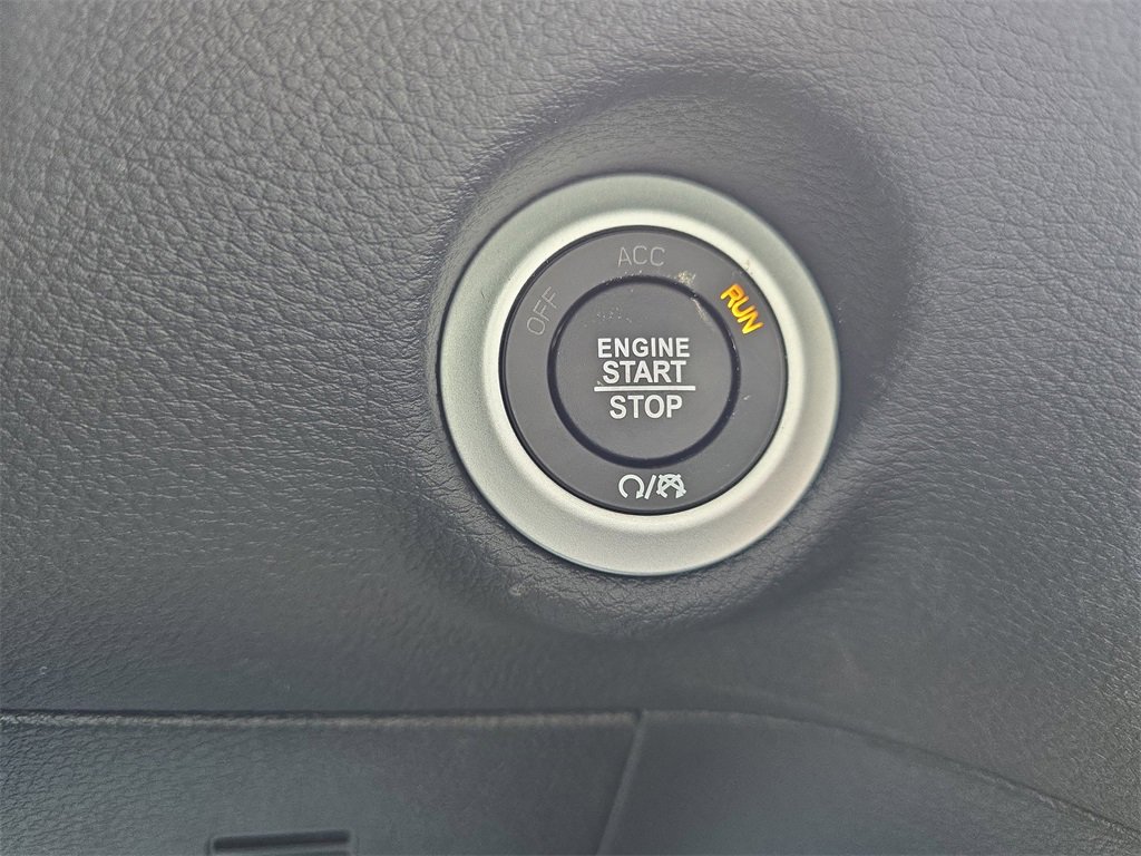 New 2026 Chrysler Pacifica Select w/ S Appearance Package image 23