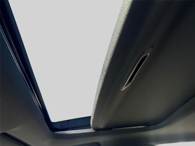 Used 2025 Honda Civic Sport image 11