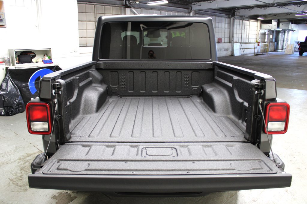 New 2026 Jeep Gladiator Sport AWD/4WD image 30