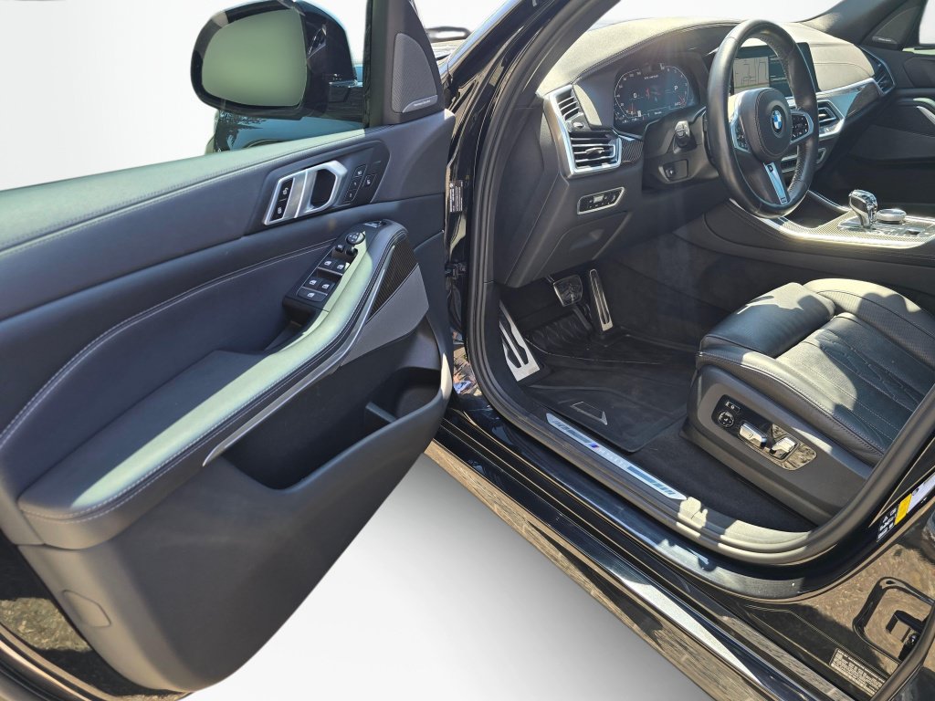 Used 2023 BMW X5 M50i w/ Executive Package AWD/4WD image 33