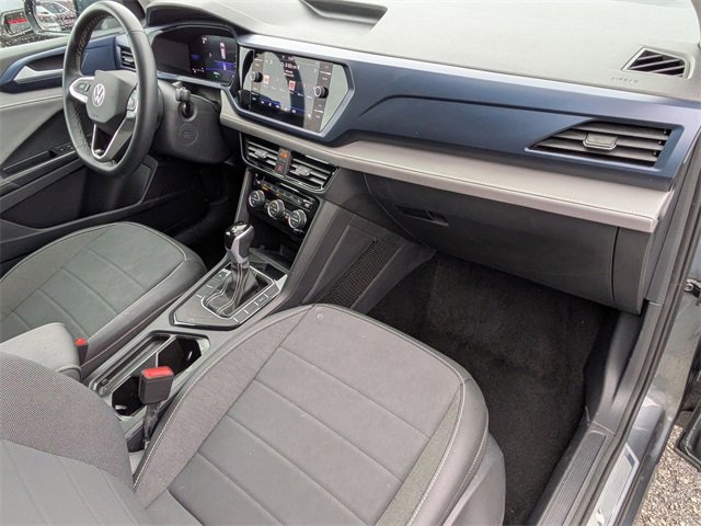 Used 2024 Volkswagen Taos SE image 30