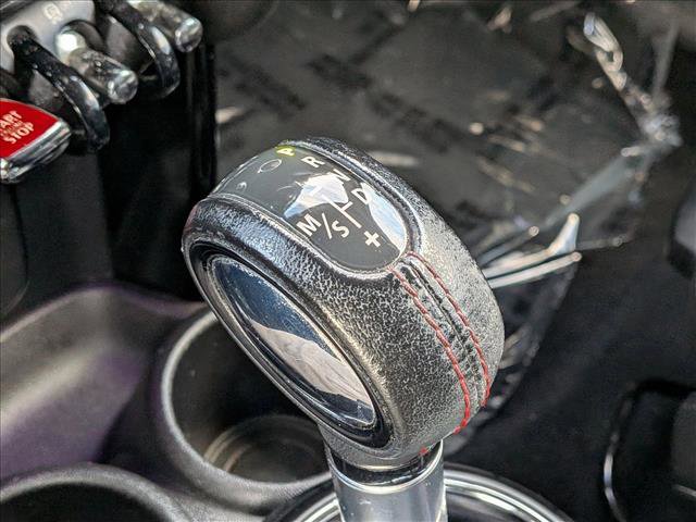 Used 2015 MINI Cooper S image 13