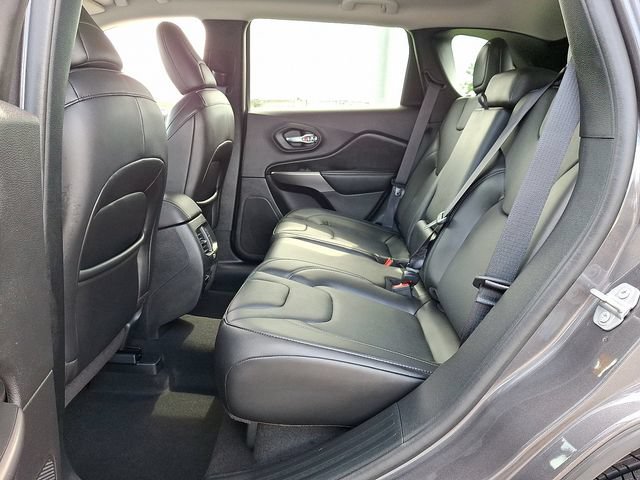 Used 2020 Jeep Cherokee Limited AWD/4WD image 10