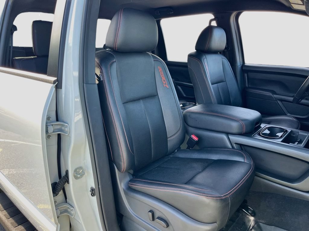Used 2023 Nissan Titan PRO-4X w/ Pro-4x Convenience Package AWD/4WD image 28