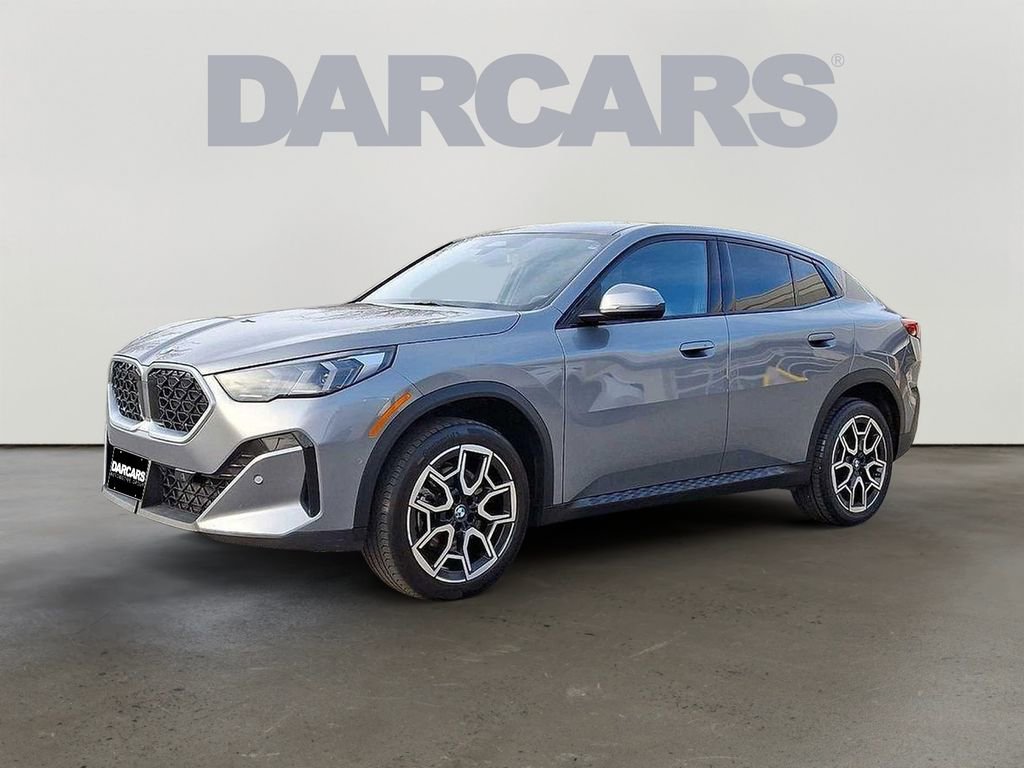 Used 2025 BMW X2 xDrive28i image 3
