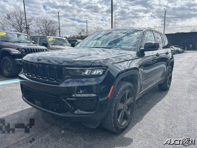 Used 2023 Jeep Grand Cherokee Limited w/ Luxury Tech Group II