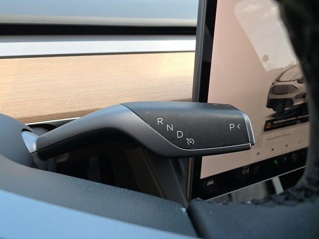 Used 2023 Tesla Model Y Long Range image 16