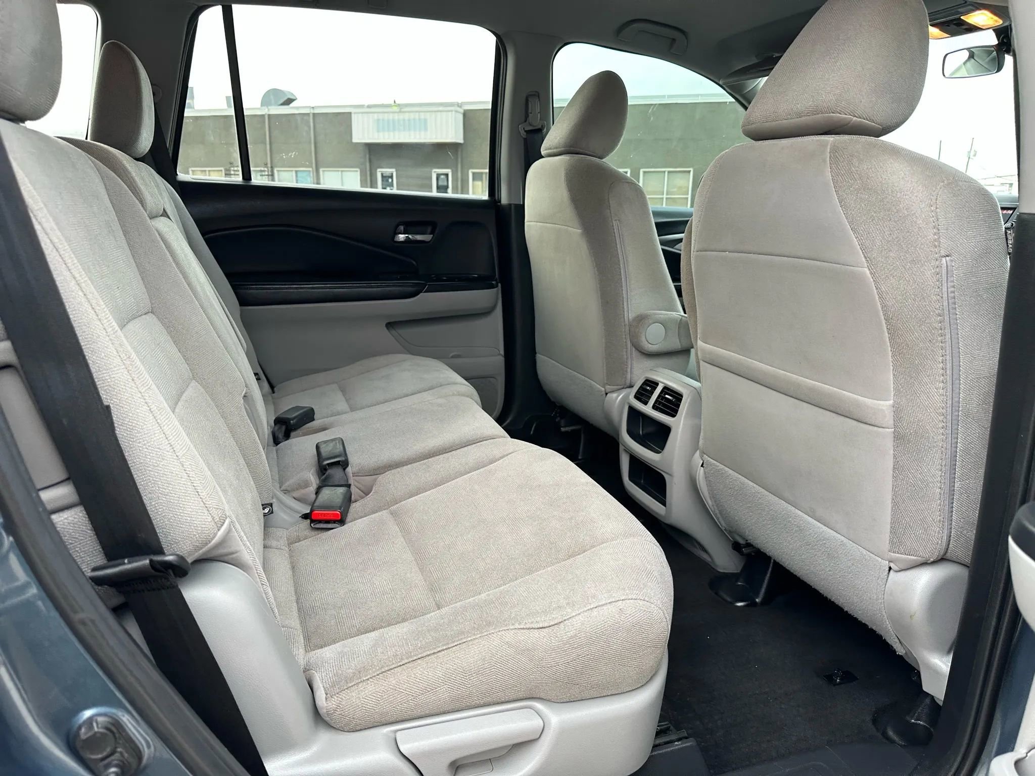 Used 2019 Honda Pilot LX image 24