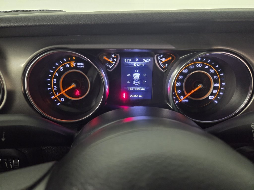 Used 2022 Jeep Wrangler Sport AWD/4WD image 18