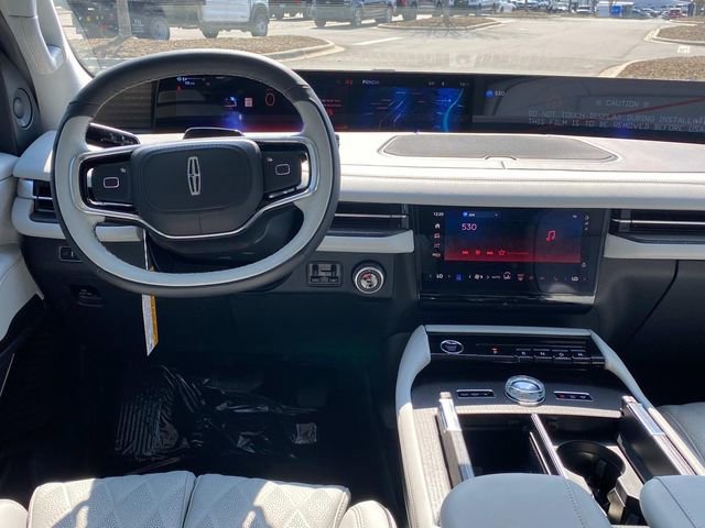 New 2026 Lincoln Navigator L Black Label AWD/4WD image 6