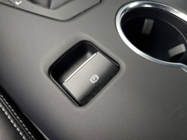 Used 2025 Ford Mustang Premium image 21