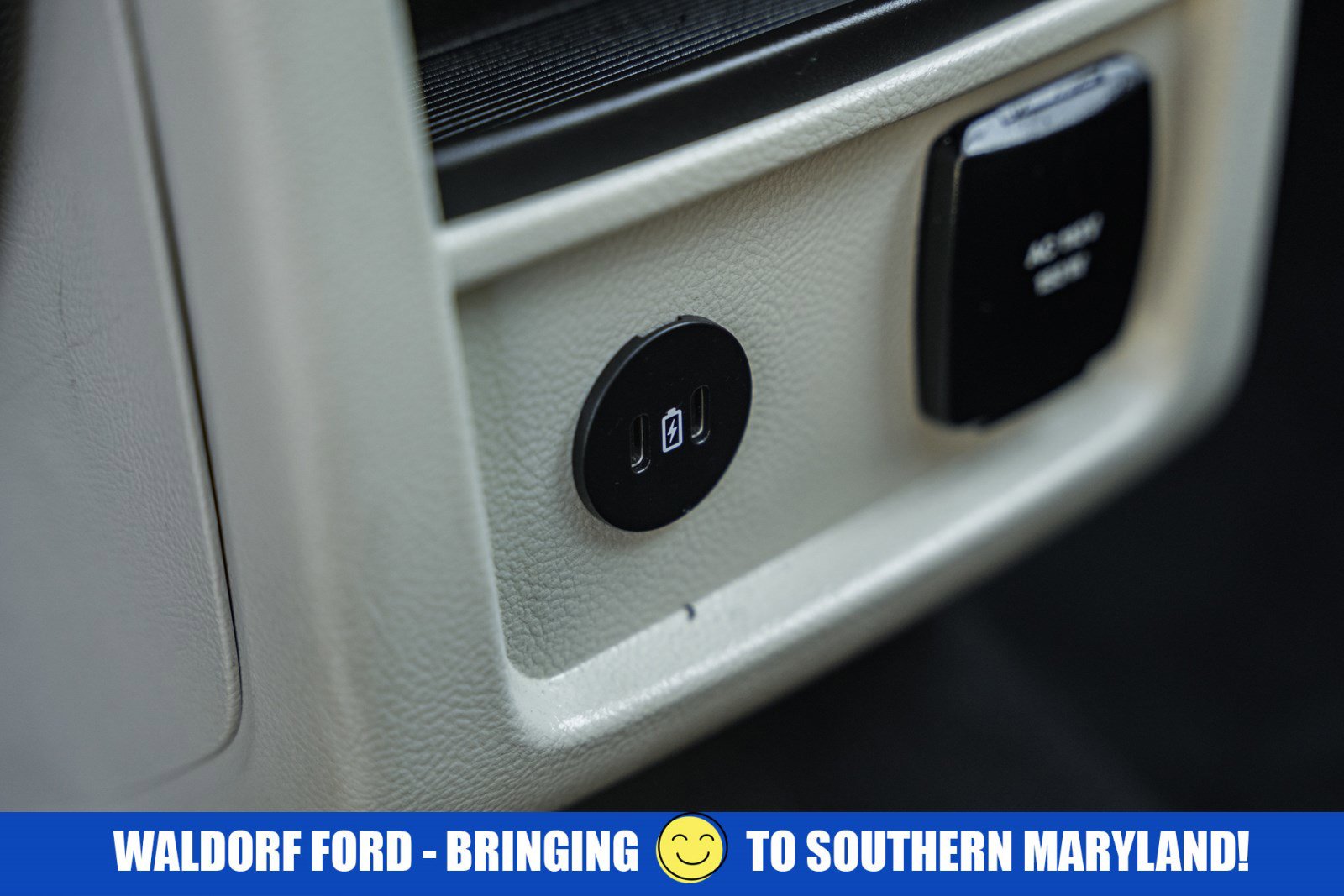 Used 2022 Ford Edge Titanium image 77