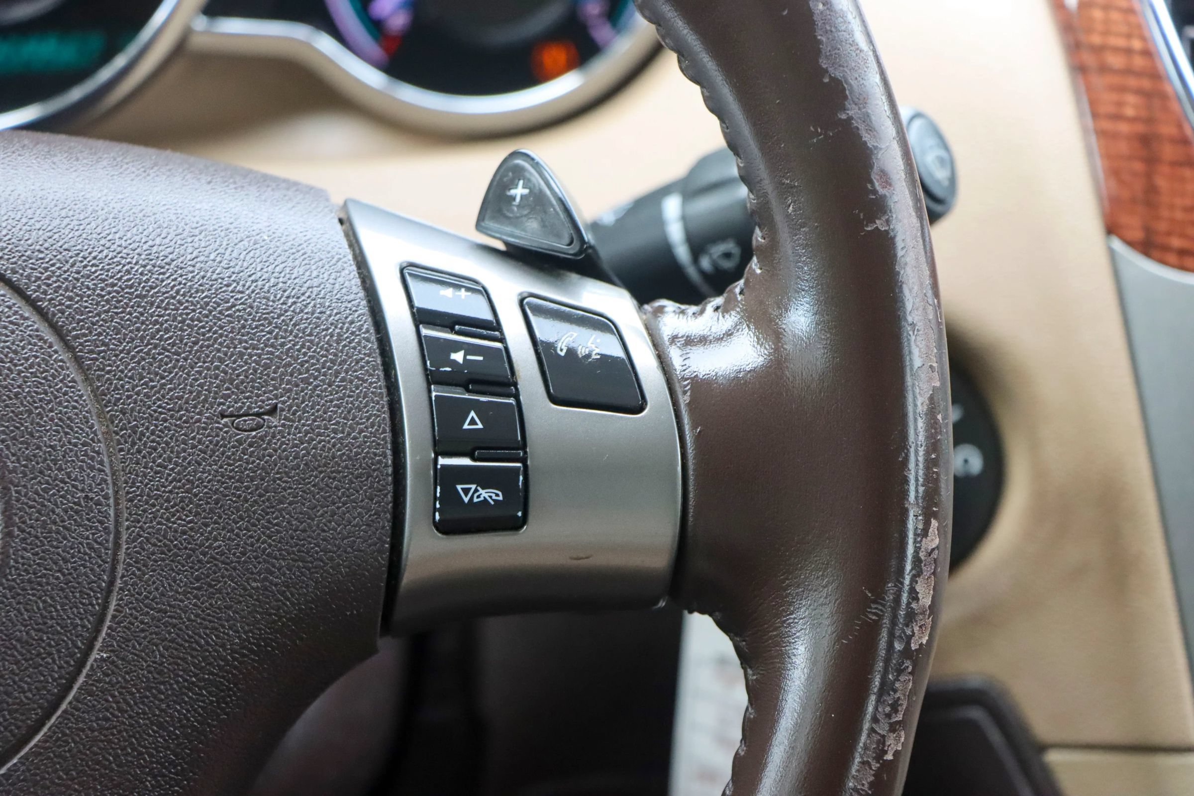 Used 2009 Chevrolet Malibu LTZ FWD image 29