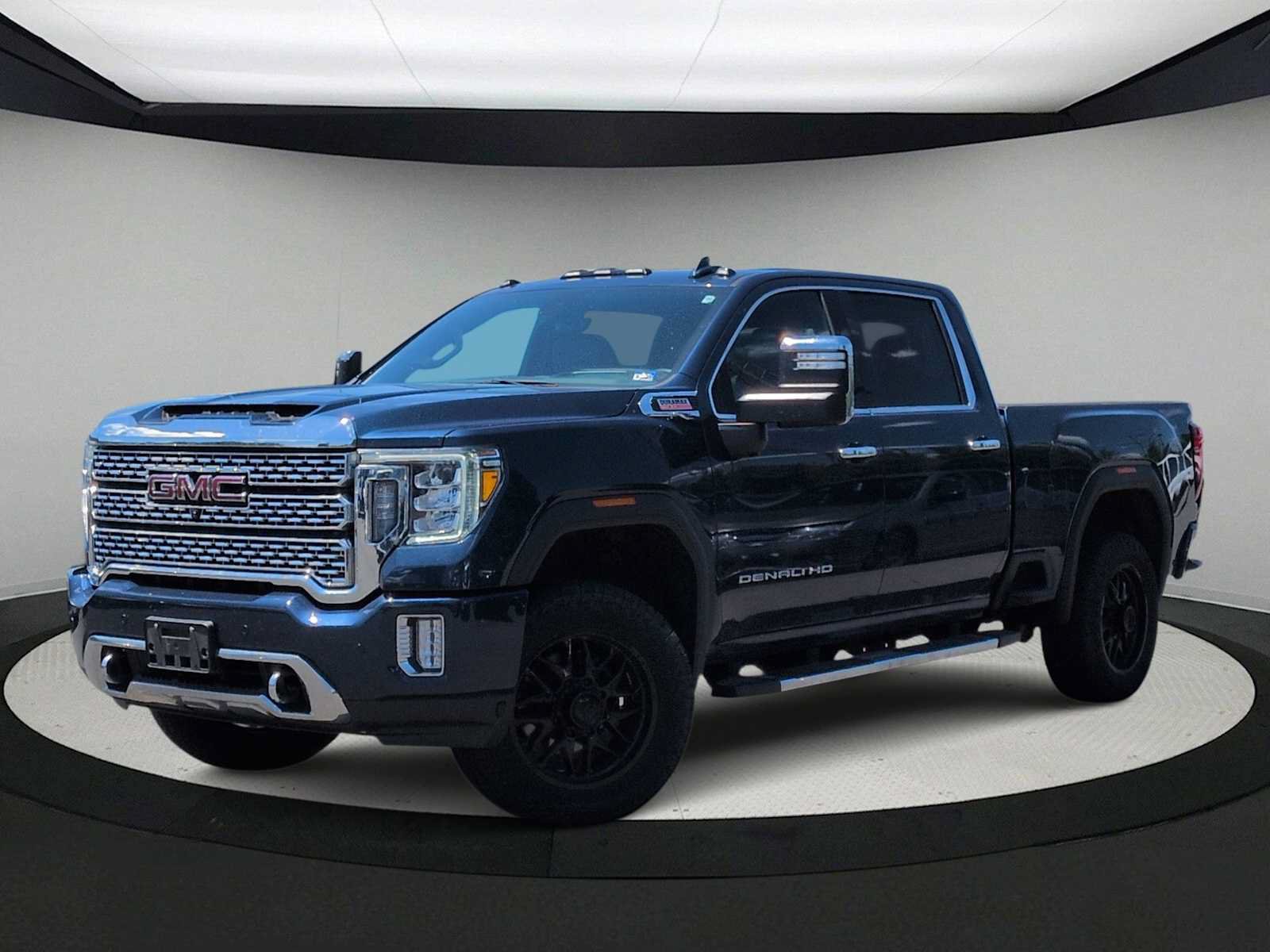 Used 2023 GMC Sierra 2500 Denali w/ Denali Ultimate Package AWD/4WD image 1
