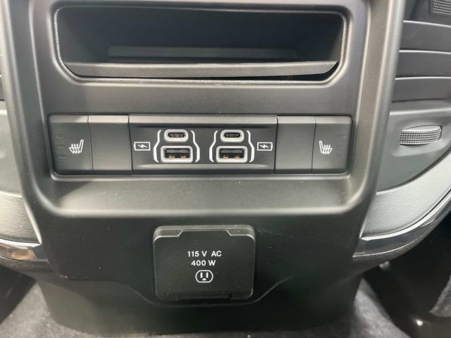 New 2026 RAM 2500 Laramie AWD/4WD image 6