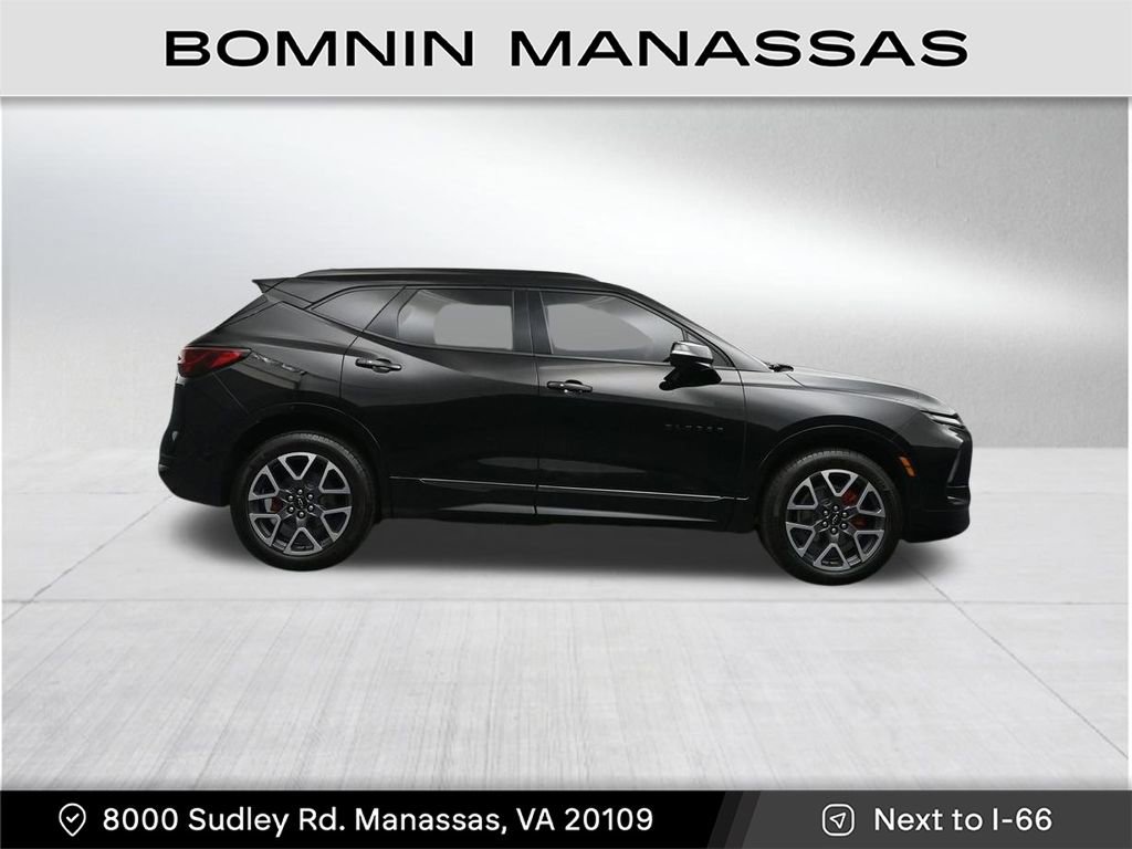 Used 2023 Chevrolet Blazer RS w/ Driver Confidence II Package AWD/4WD image 6