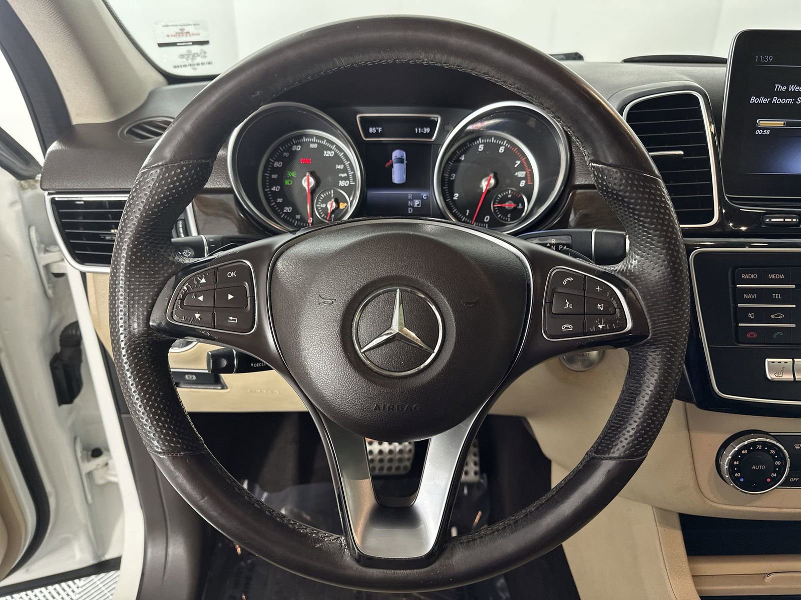 Used 2019 Mercedes-Benz GLE 400 4MATIC image 14