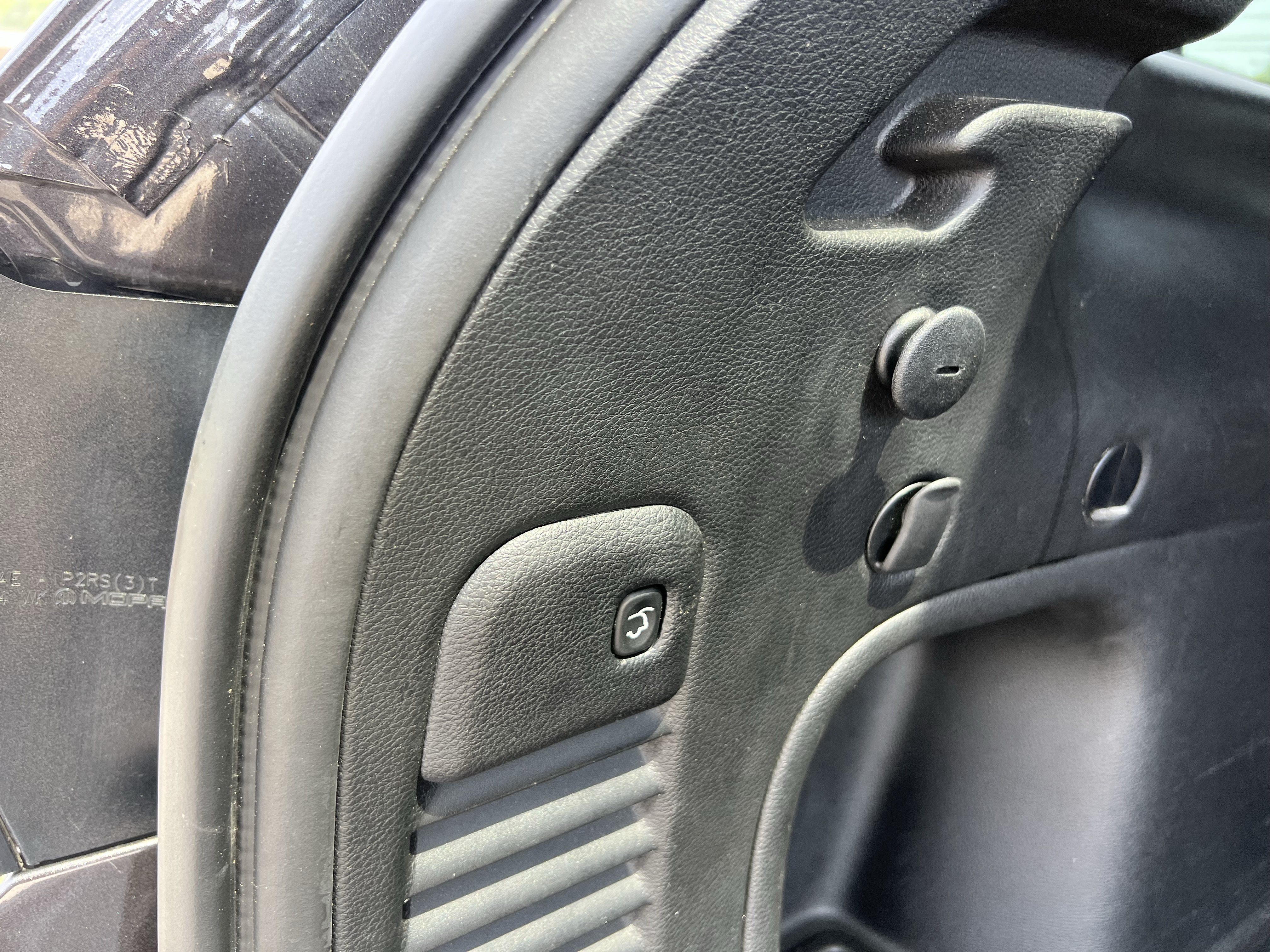 Used 2021 Jeep Grand Cherokee Laredo X AWD/4WD image 37
