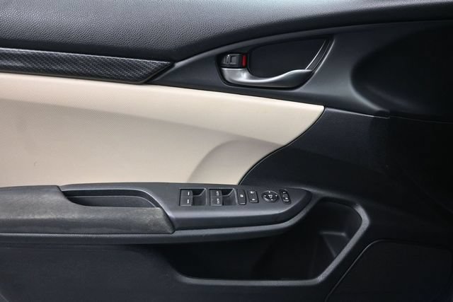 Used 2018 Honda Civic Sport image 24