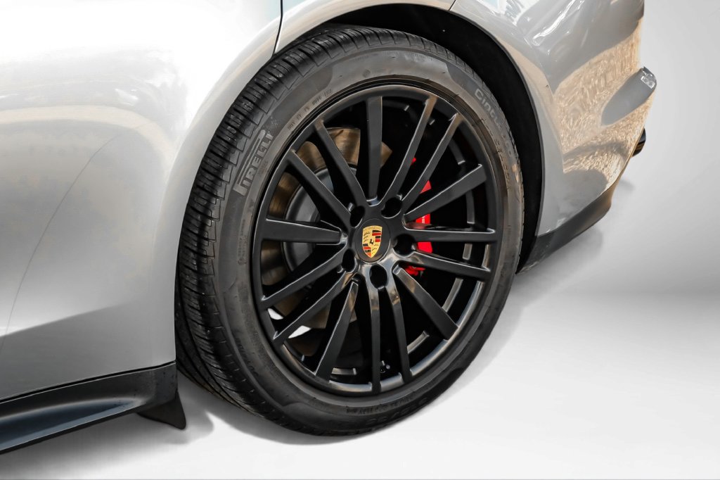 Used 2019 Porsche Panamera GTS AWD/4WD image 64
