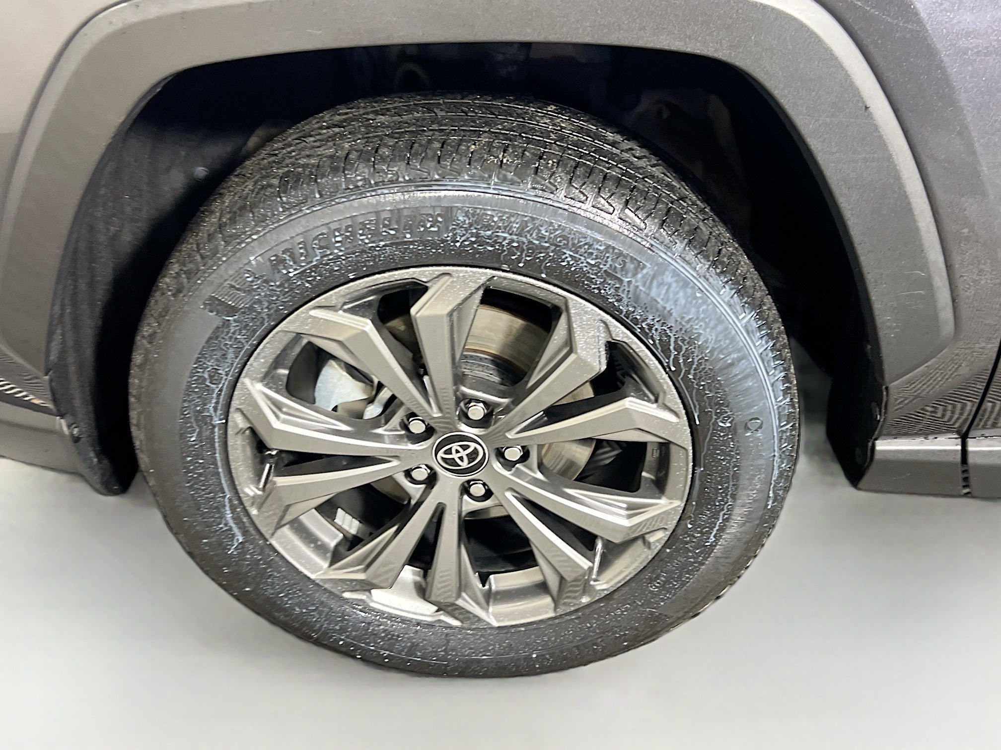 Used 2022 Toyota RAV4 Limited AWD/4WD image 13