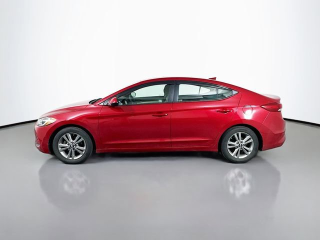 Used 2017 Hyundai Elantra SE FWD image 3