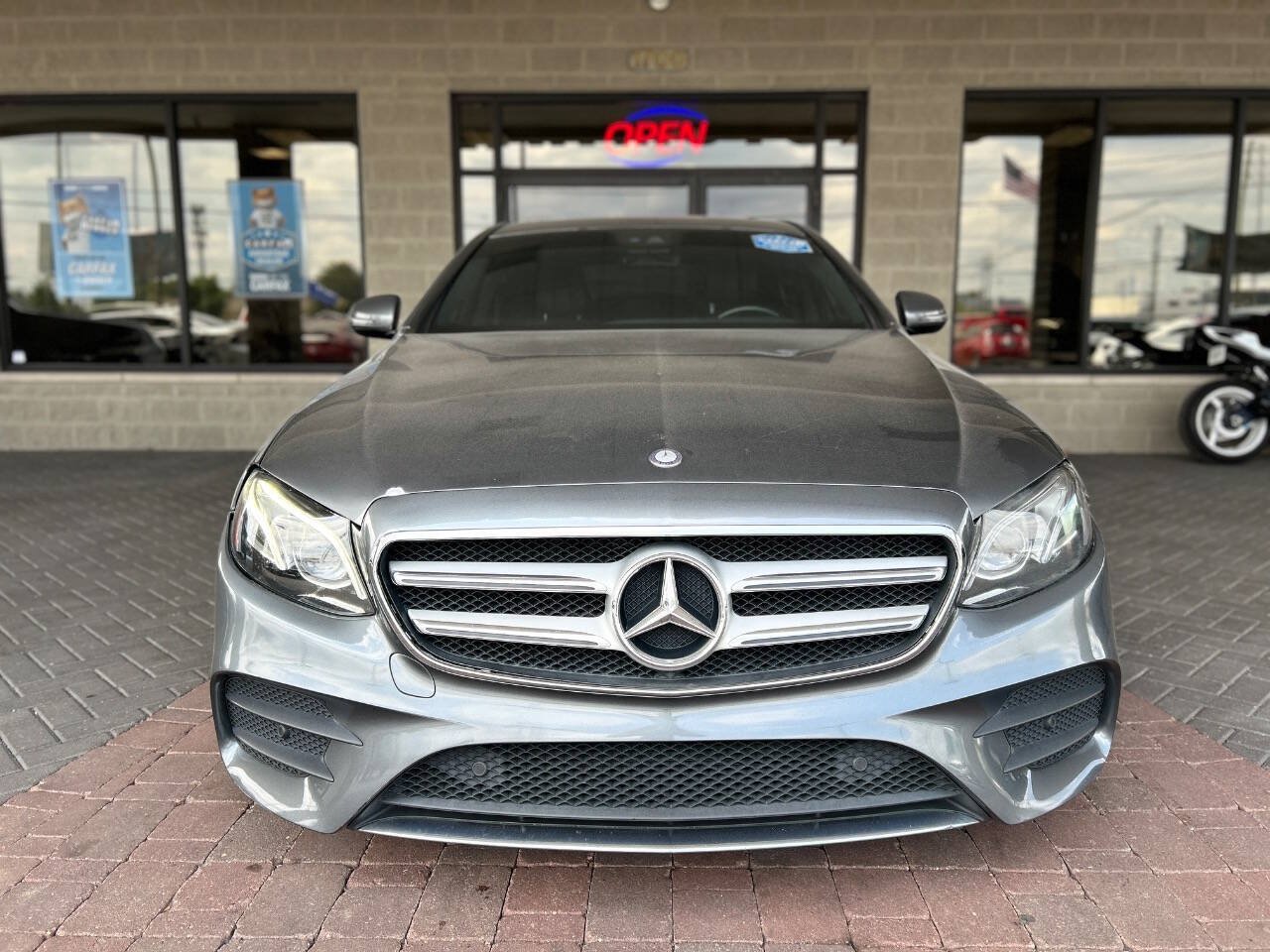 Used 2017 Mercedes-Benz E 300 4MATIC image 26