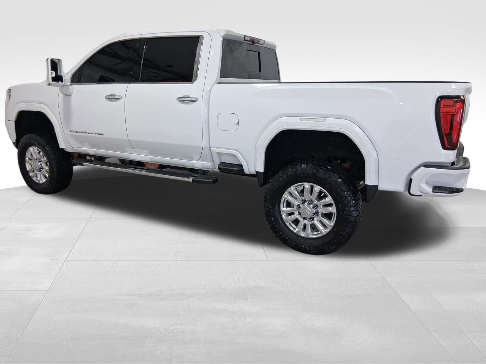 Used 2020 GMC Sierra 2500 Denali w/ Denali Ultimate Package AWD/4WD image 8