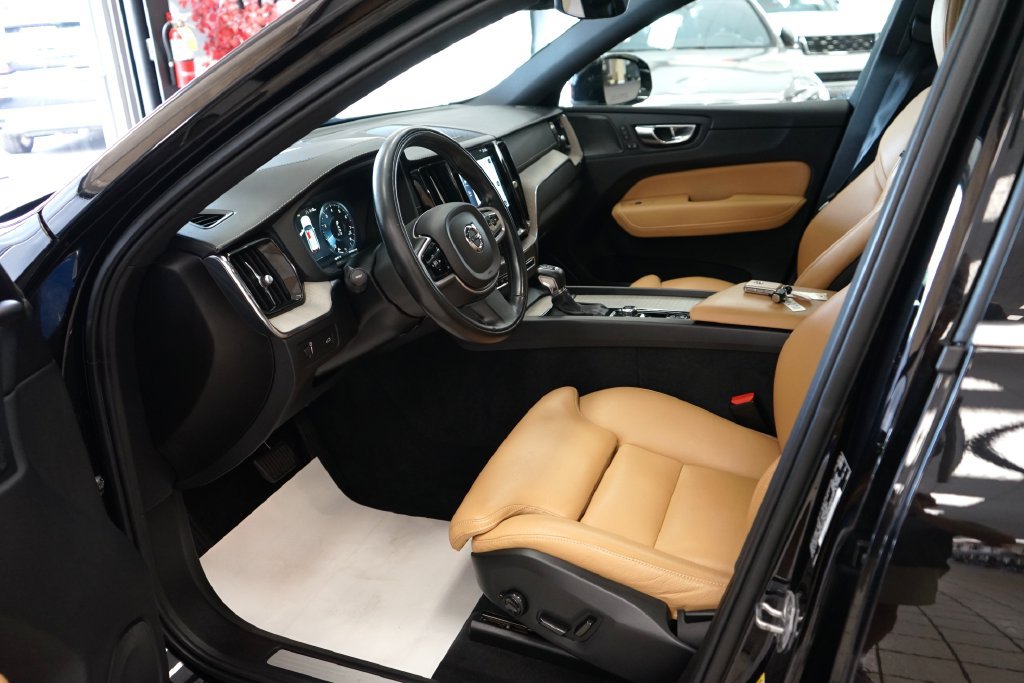 Used 2020 Volvo XC60 T6 Inscription w/ Protection Package AWD/4WD image 29