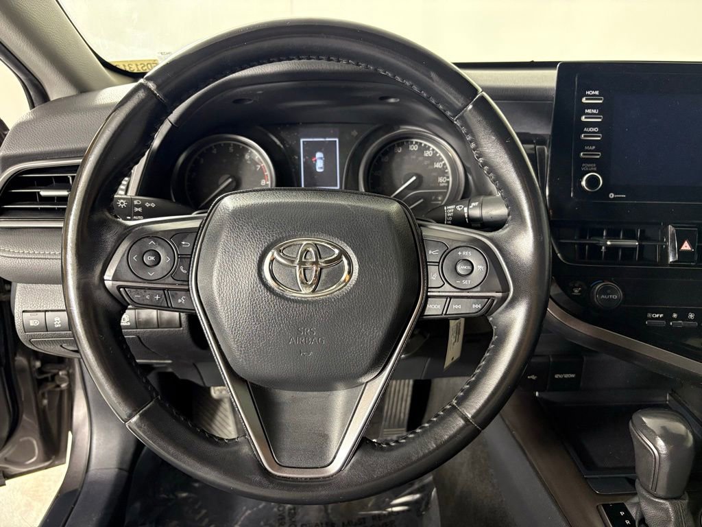 Used 2023 Toyota Camry SE FWD image 23