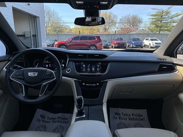 Used 2017 Cadillac XT5 Luxury w/ Driver Awareness Package AWD/4WD image 65