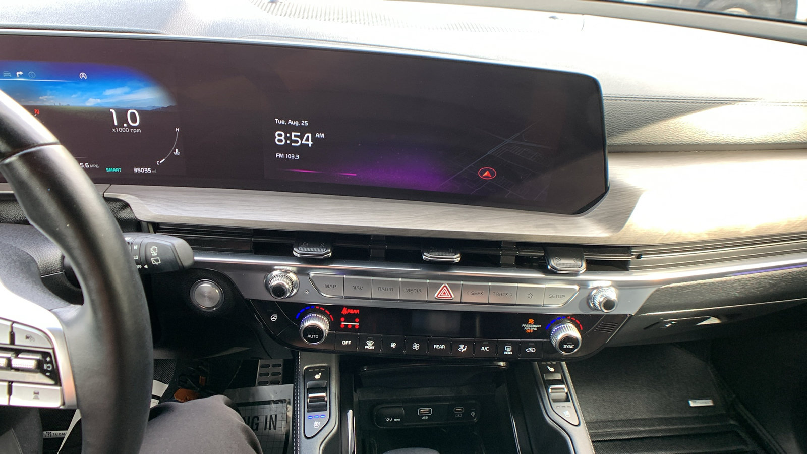 Used 2023 Kia Telluride SX X-Pro AWD/4WD image 16