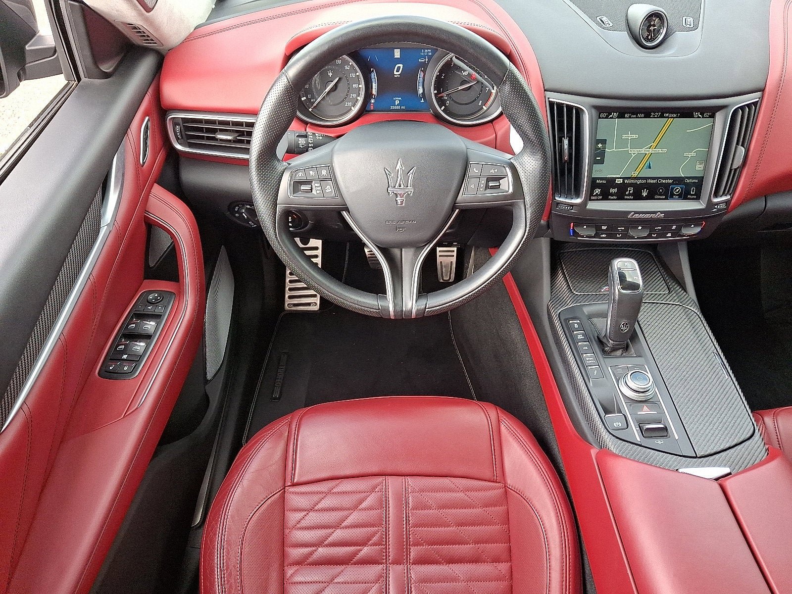 Used 2019 Maserati Levante Trofeo AWD/4WD image 11