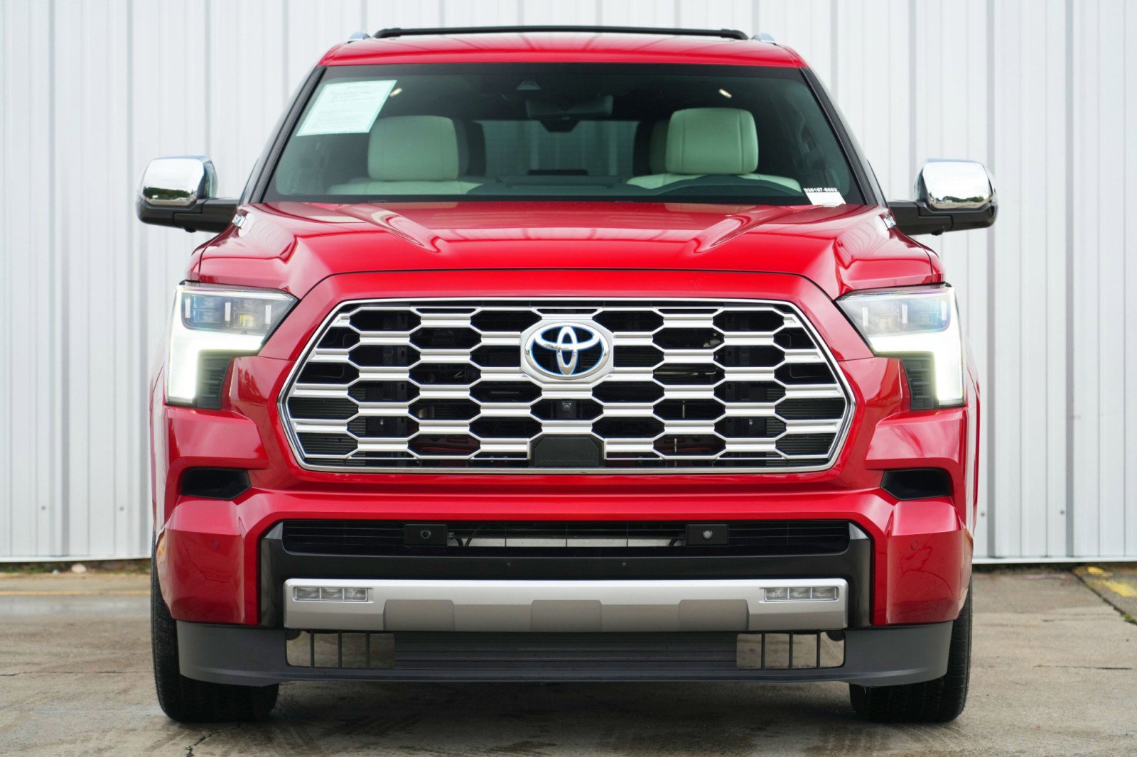 Used 2024 Toyota Sequoia Capstone image 7