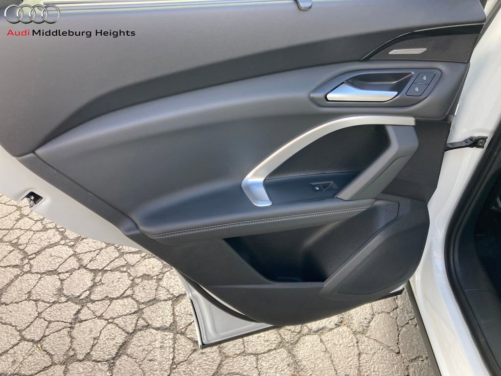 New 2025 Audi Q5 Premium Plus image 40
