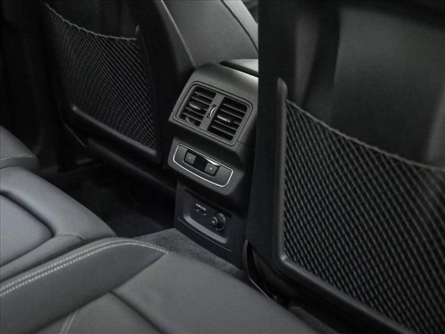 Certified 2025 Audi Q5 2.0T Premium Plus w/ Premium Plus Package image 18