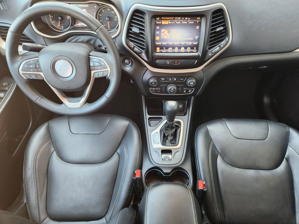 Used 2016 Jeep Cherokee Limited FWD image 26