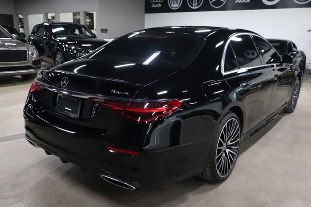 Used 2022 Mercedes-Benz S 580 4MATIC Sedan image 5