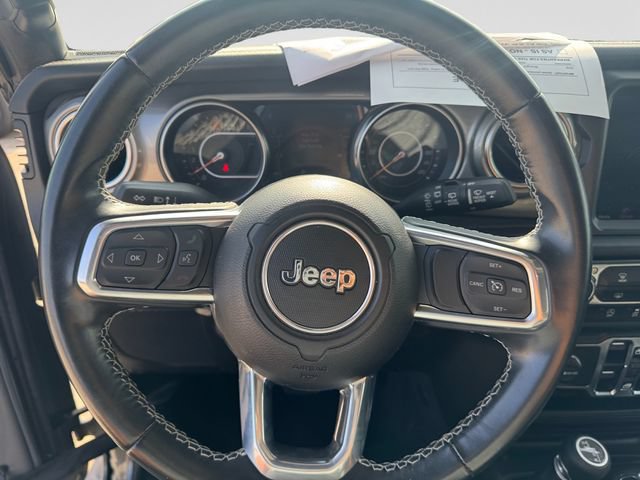 Used 2022 Jeep Wrangler Unlimited Sahara AWD/4WD image 13