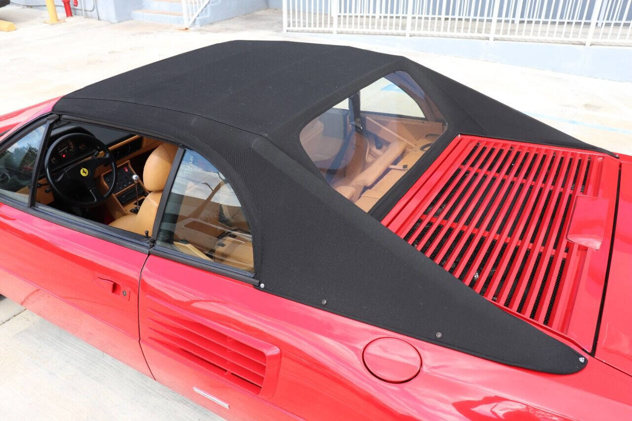Used 1989 Ferrari Mondial T Cabriolet image 11