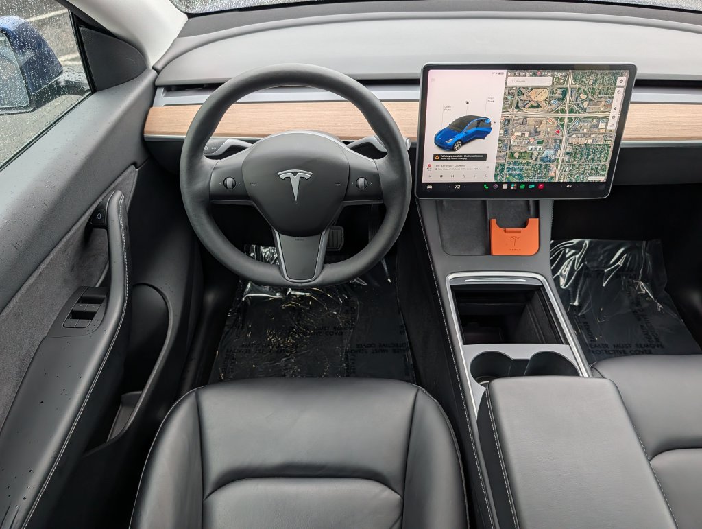 Used 2022 Tesla Model Y Long Range AWD/4WD image 18