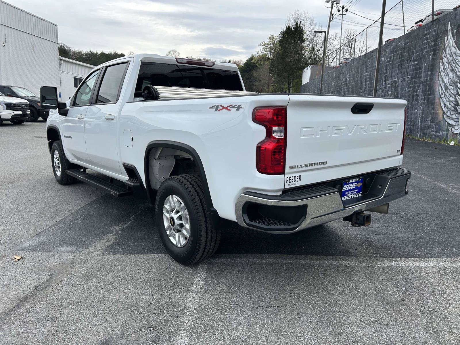 Used 2020 Chevrolet Silverado 2500 LT image 5