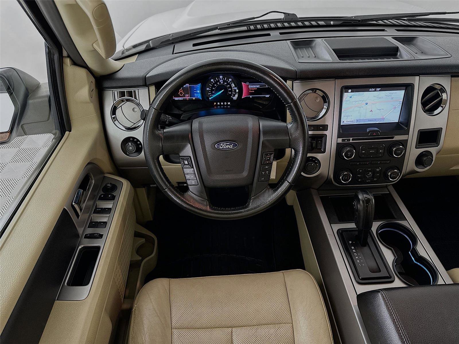 Used 2017 Ford Expedition EL XLT w/ Equipment Group 202A AWD/4WD image 2