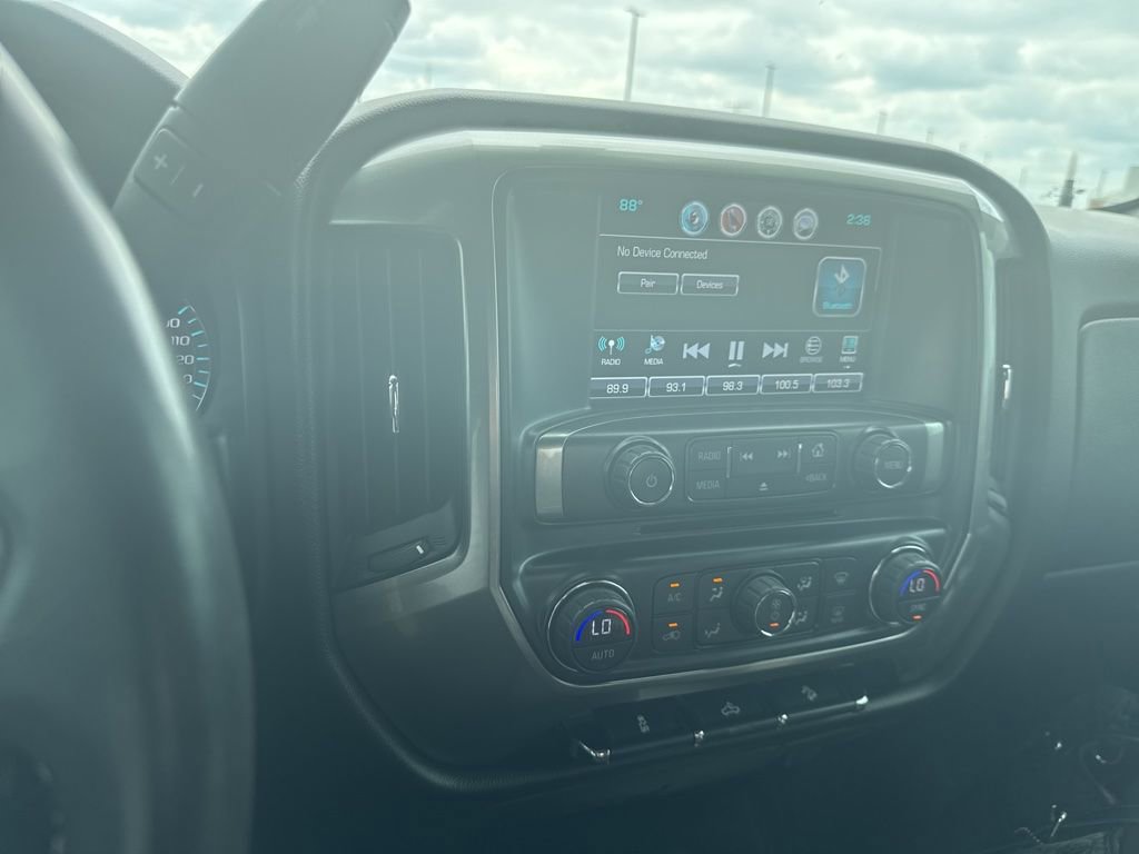 Used 2018 Chevrolet Silverado 1500 LT w/ All Star Edition AWD/4WD image 16
