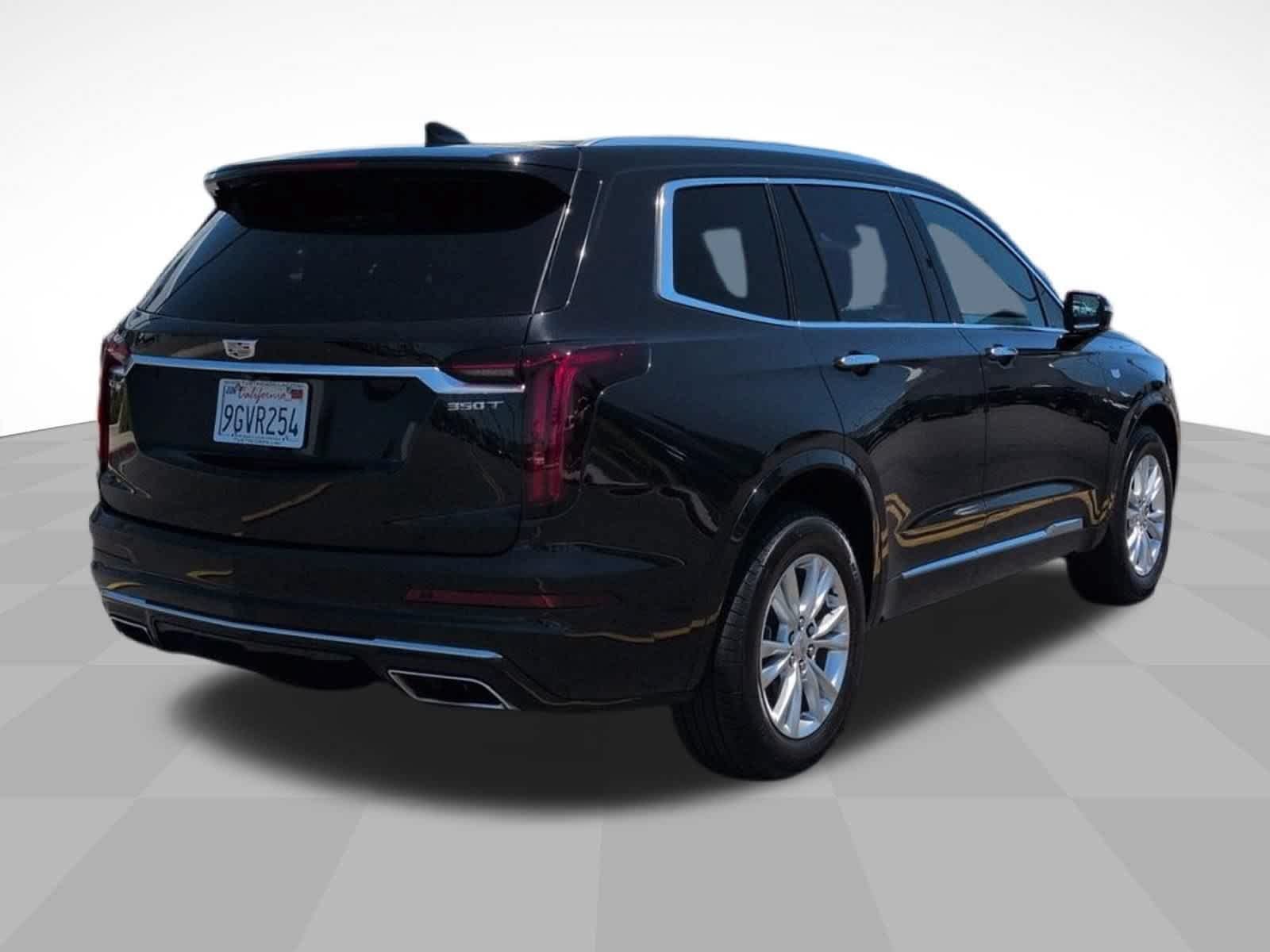 Certified 2023 Cadillac XT6 Luxury FWD image 5