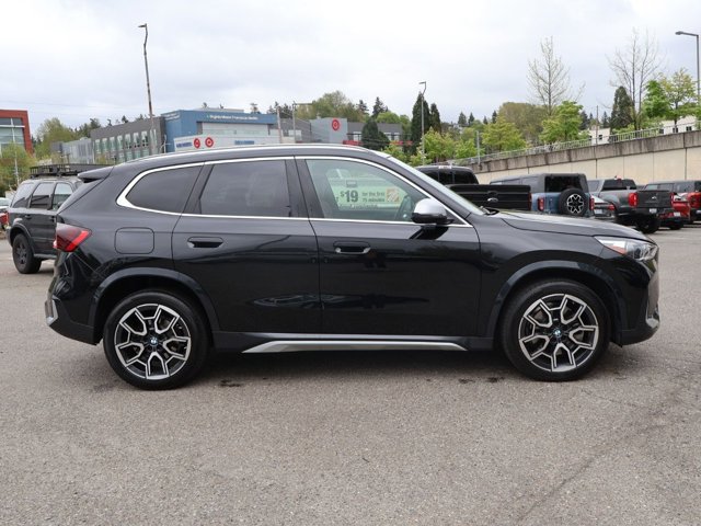 Used 2023 BMW X1 xDrive28i w/ Premium Package AWD/4WD image 4