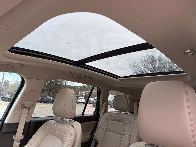 Used 2023 Lincoln Aviator Reserve w/ Elements Package Plus image 20