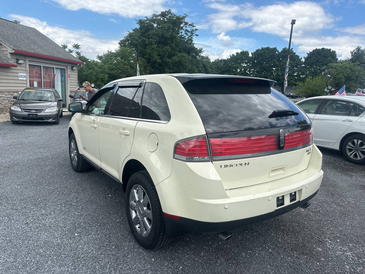Used 2007 Lincoln MKX AWD image 3