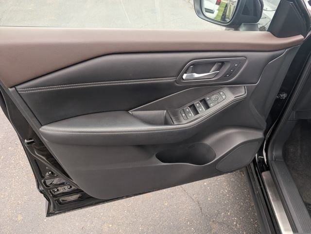 Certified 2023 Nissan Rogue SL w/ SL Premium Package image 14