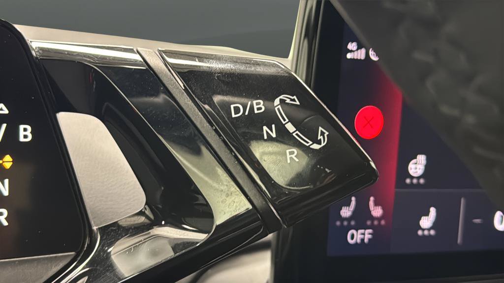 Used 2023 Volkswagen ID.4 Pro S AWD/4WD image 19
